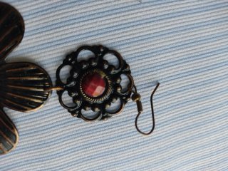 Pendientes largos flor con piedra roja