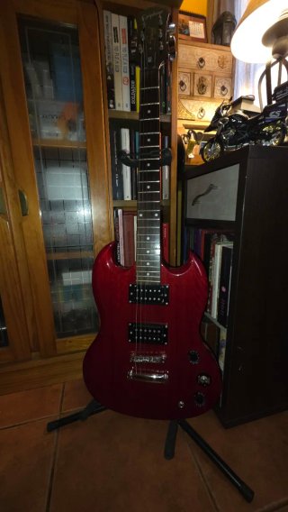 Epiphone SG Special Cherry + funda