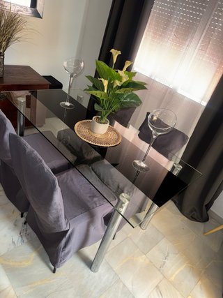 Mesa comedor cristal y metal