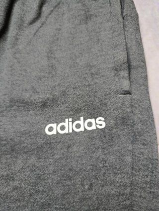Pantalón chándal Adidas Gris