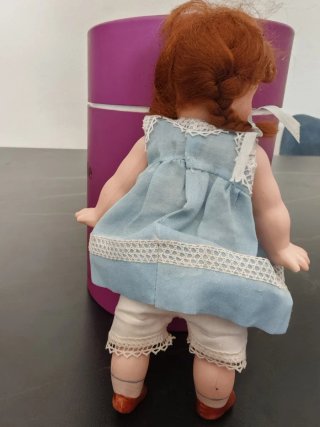Muñeca alemana reproducción años 80