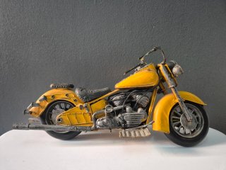 Maqueta Moto Clásica Amarilla Metal