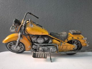 Maqueta Moto Clásica Amarilla Metal