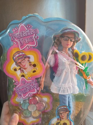 Muñeca Patito feo Antonella disney divinas barbie