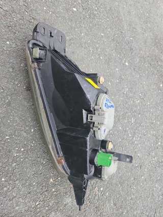 Faro Derecho Cristal Ford Fiesta MK4/MK5