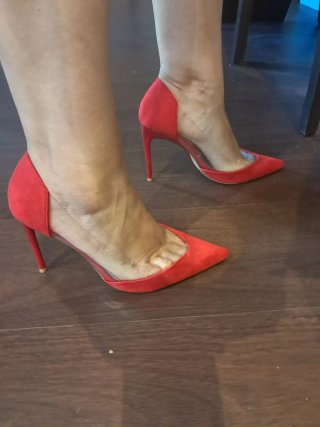 Zapatos de tacón Zara rojos