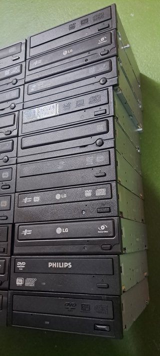 Lote 30 Grabadoras DVD SATA