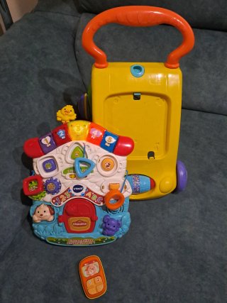 Andador VTech 2 en 1 Correpasillos luminoso/música