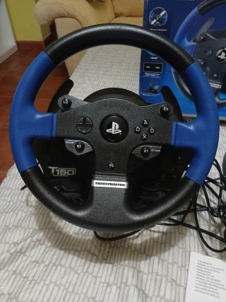 Volante Thrustmaster T150 PS4/PS3