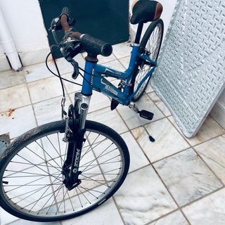 Bicicleta de montaña azul Maverick