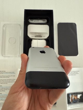 iPhone 2G 8GB A1203 excelente estado nuevo