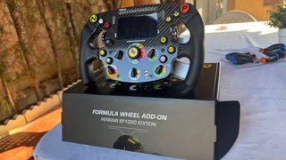 Volante F1 Ferrari SF1000 Thrustmaster