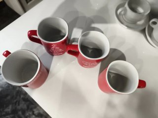 4 Tazas Nescafé Rojas