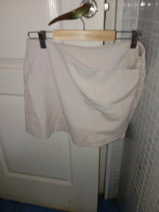 Falda pantalón crema