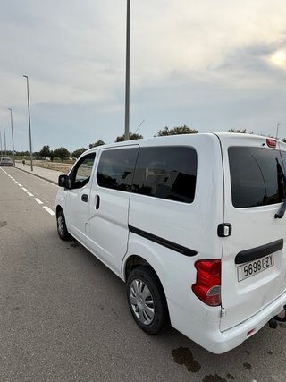Nissan NV200 2010