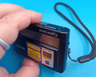 Sony Cyber-shot DSC-T20 Cámara Digital 8.1 Mpx