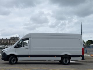 Mercedes Sprinter 2023 L3H2 7 METROS LARGO MANUAL