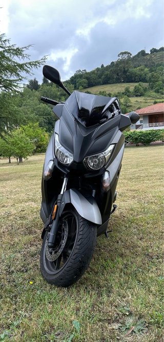 Yamaha X-Max 400 ABS Gris