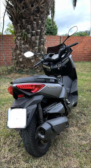 Yamaha X-Max 400 ABS Gris