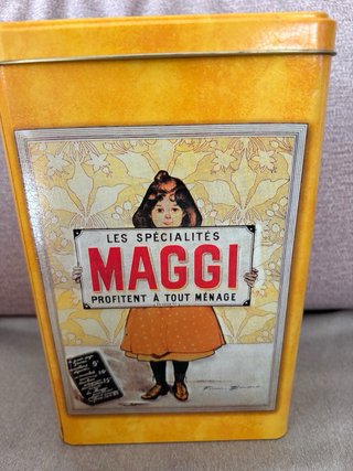 Caja metálica Maggi vintage