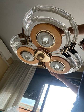 Lámpara de techo moderna cristal y madera