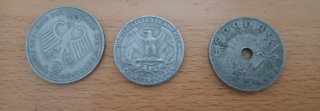 Moneda Quarter Dollar USA y varias monedas antigua