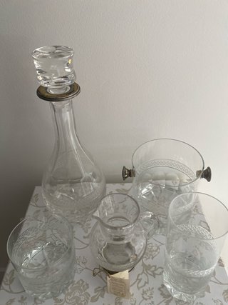 Juego cristal tallado Arteco con detalles plata