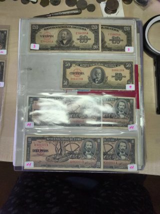 Billetes Cubanos + 1 Francia con sello nazi.