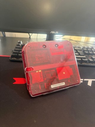 Nintendo 2DS Roja + Accesorios
