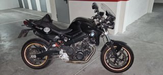 BMW R800R Negra