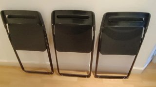 Sillas plegables Ikea negras con cojines