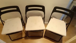 Sillas plegables Ikea negras con cojines