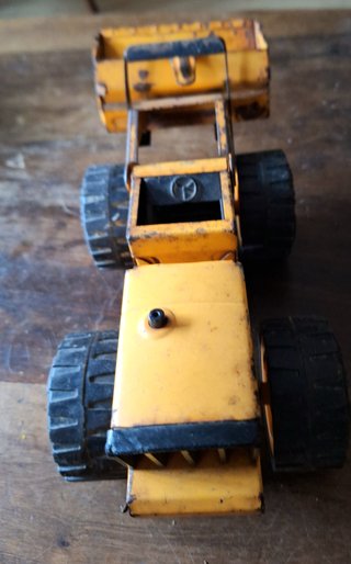 Pala Cargadora Tonka Amarilla