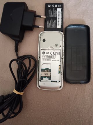 Teléfono Móvil LG Negro