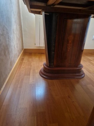 REGALO Mesa de comedor de madera marrón RECOGER