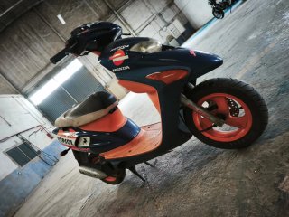 Honda SFX Repsol Scooter Azul/Naranja