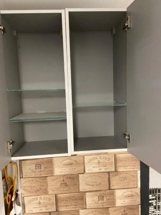 2 modulos blancos armarios. puede por separado 30e
