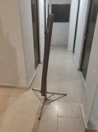 Pantalla de proyección gris y blanca Marca Junior