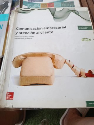 Comunicación empresarial y atención al cliente