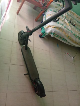 Patinete Eléctrico Negro