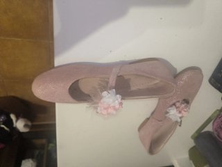 Zapatos comunión rosa con flores