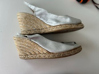 Cuñas Castañer Plataforma Esparto Plata