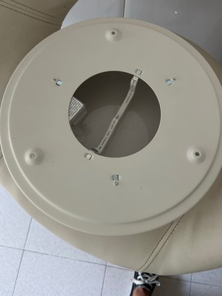 Plafón blanco de plástico