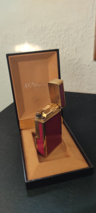 S.T. Dupont Laque de Chine Rojo/Dorado Vintage