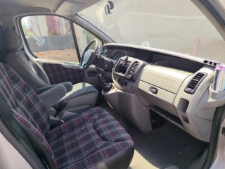 Nissan Primastar 2005 sin compresión en un cilindr