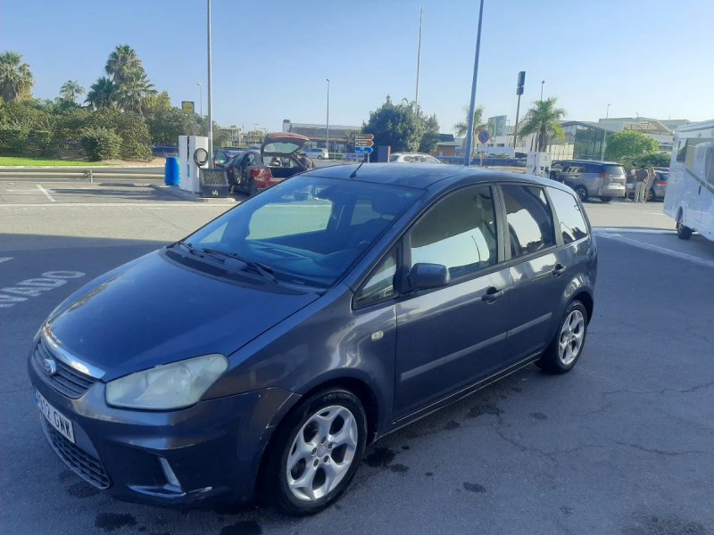 Ford C-MAX 2009 - foto 1