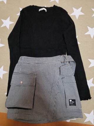 Lote 3 prendas: jersey + 2 faldas Bershka