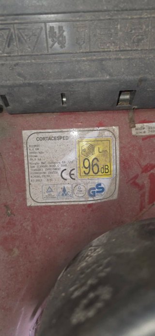 Cortacésped de gasolina