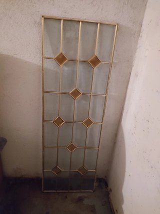 Vidriera para puerta dorada