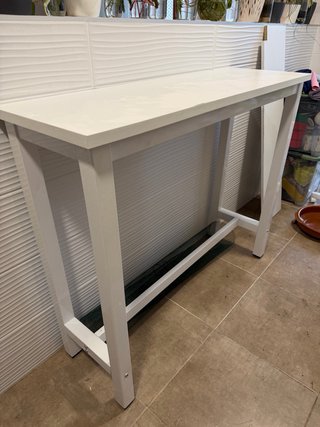 Mesa alta madera y metal blanca